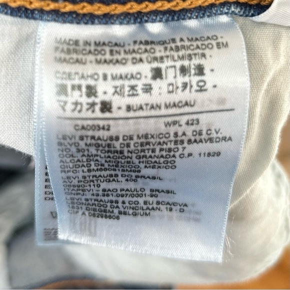 NEW Levi's Ribcage Shorts Button Fly Light Distressed Raw Hem Dark Blue Sz 29 - Picture 10 of 13